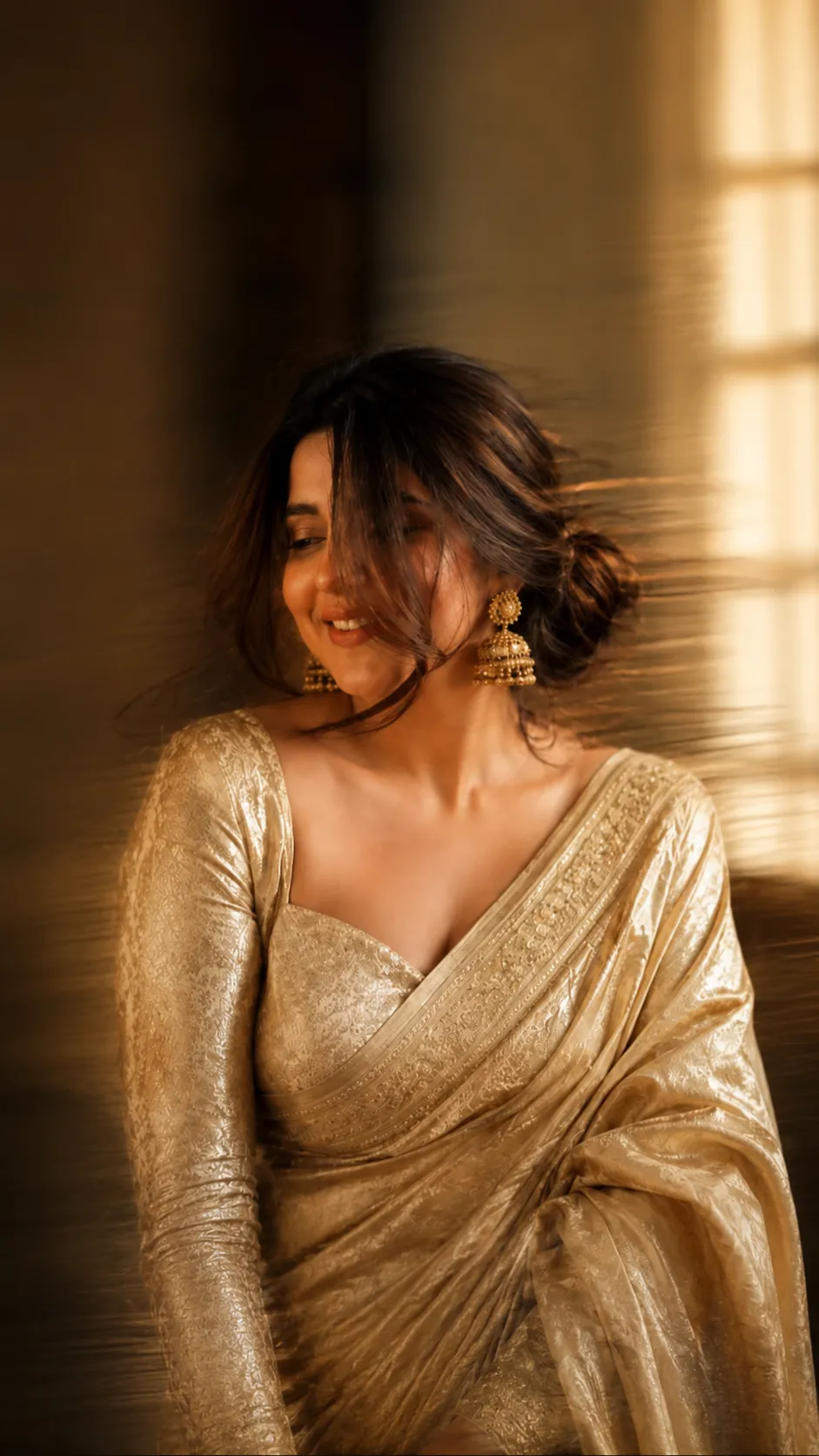 Golden Saree Portrait AI Photo Prompt example