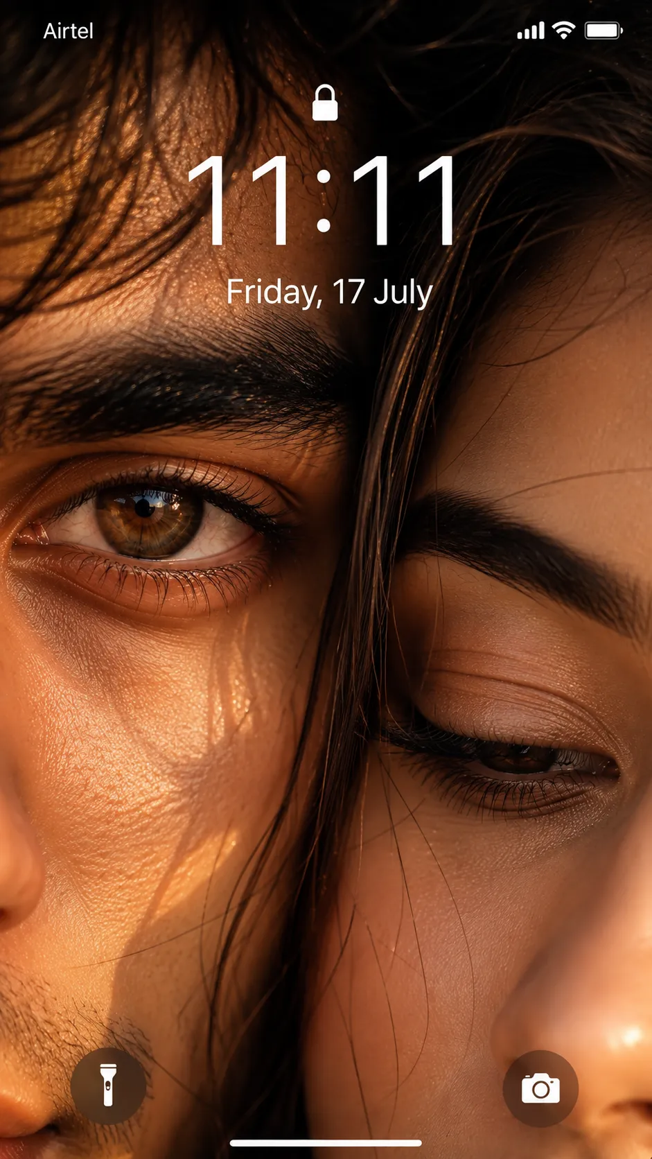 Couple Eyes iPhone Lockscreen Wallpaper